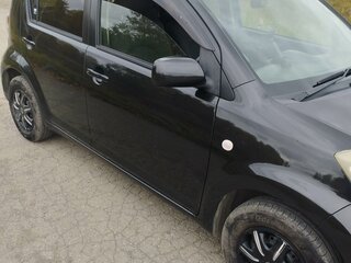 2009 Toyota Passo I (C10), чёрный, 450000 рублей, вид 3