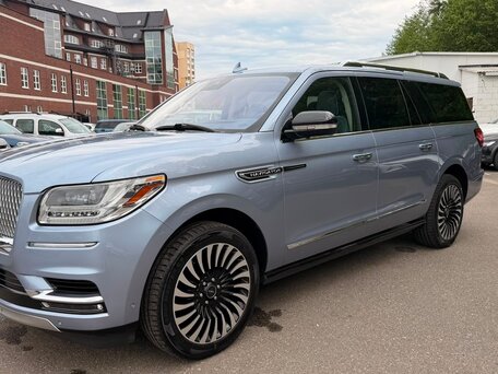 2019 Lincoln Navigator L IV, голубой, 3999000 рублей, вид 2