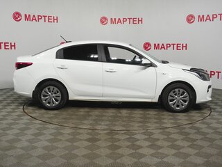 2020 Kia Rio IV, белый, 1362000 рублей, вид 4
