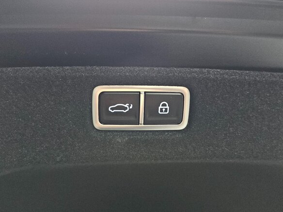 2023 Hyundai Sonata VIII (DN8) Рестайлинг, чёрный, 2450000 рублей - вид 26