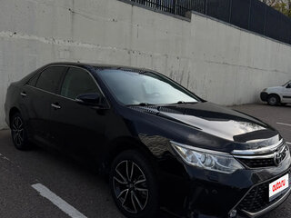 2017 Toyota Camry VII (XV50) Рестайлинг 2, чёрный, 2150000 рублей, вид 4