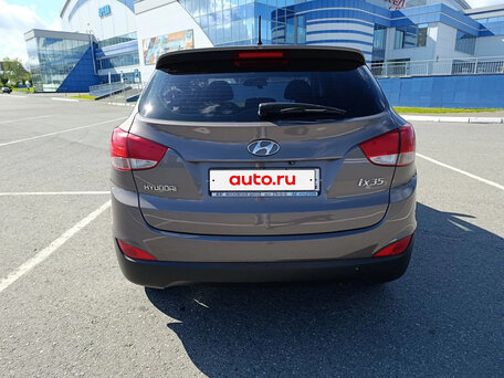 2013 Hyundai ix35 I, коричневый, 1080000 рублей, вид 5
