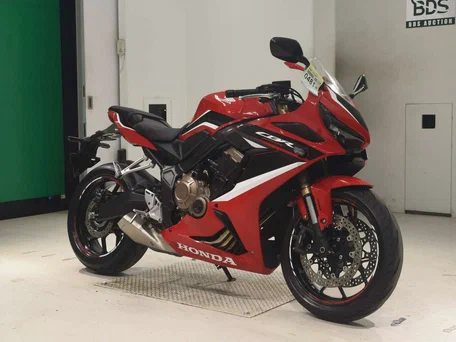 2021 Honda CBR 650R, красный, 977000 рублей, вид 3