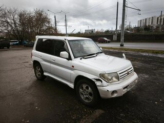 2000 Mitsubishi Pajero iO, белый, 350000 рублей, вид 3