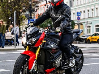 2019 BMW S 1000 R, красный, 1230000 рублей, вид 1