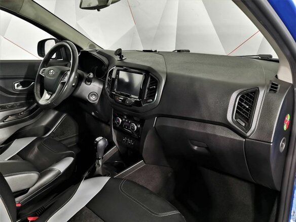 2020 Lada (ВАЗ) XRAY Cross I, синий, 955150 рублей - вид 10