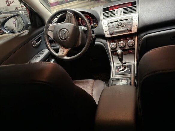 2008 Mazda 6 II (GH), пурпурный - вид 5