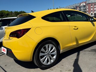 2012 Opel Astra GTC J Рестайлинг, жёлтый, 550000 рублей, вид 4