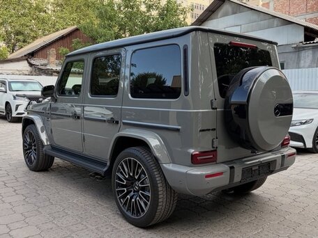 2026 Mercedes-Benz G-Класс AMG 63 AMG II (W465) Рестайлинг, серый, 28910000 рублей, вид 4