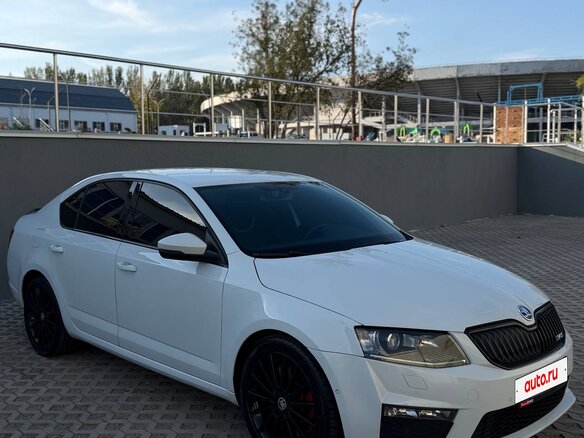 2014 Skoda Octavia RS III, белый, 1555000 рублей - вид 2