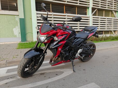 2019 Suzuki GSX-S 750, красный, 670000 рублей, вид 1