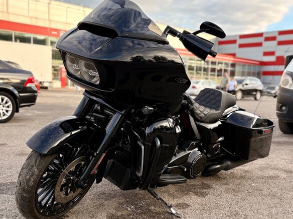 2018 Harley-Davidson Road Glide Special, чёрный, 1850000 рублей - вид 3