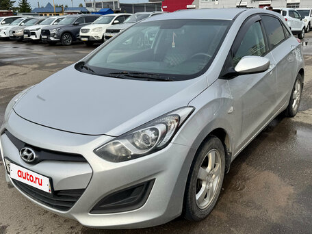 Hyundai i30 II