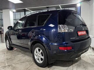 2010 Mitsubishi Outlander II Рестайлинг, синий, 949000 рублей, вид 4