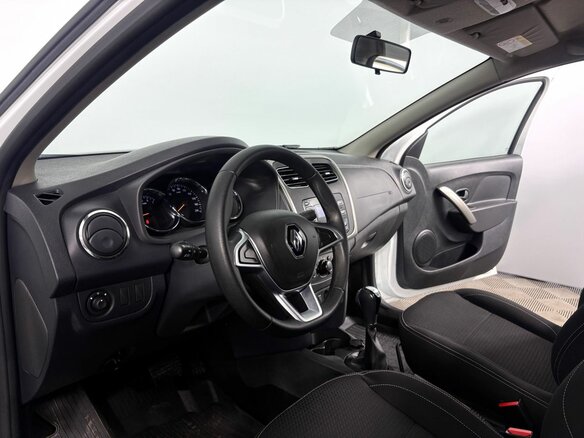 2022 Renault Logan II Рестайлинг, белый, 1150000 рублей - вид 14