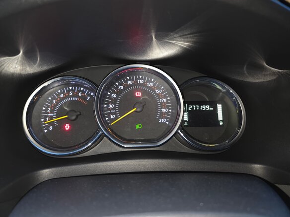 2019 Renault Logan Stepway II Рестайлинг, белый, 820000 рублей - вид 7
