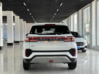 2023 Hyundai ix35 II Рестайлинг, белый, 1600000 рублей, вид 3
