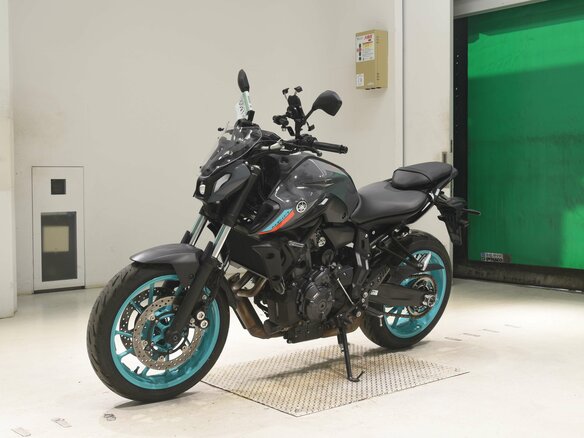 2022 Yamaha MT-07 (FZ-07), серый, 800000 рублей - вид 1