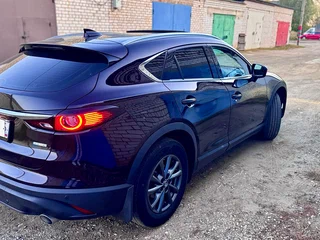 2020 Mazda CX-4 I Рестайлинг, коричневый, 2599000 рублей, вид 3