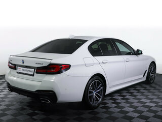 2020 BMW 5 серии 530d xDrive VII (G30/G31/G38) Рестайлинг, белый, 4396000 рублей, вид 5