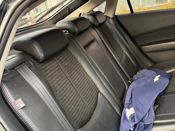 2011 Mazda 6 II (GH) Рестайлинг, чёрный, 990000 рублей - вид 14