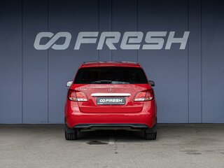 2015 Mercedes-Benz B-Класс 180 II (W246) Рестайлинг, красный, 1320000 рублей, вид 4