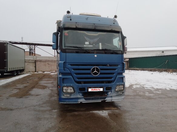 2003 Mercedes-Benz Actros, синий, 2000000 рублей - вид 2