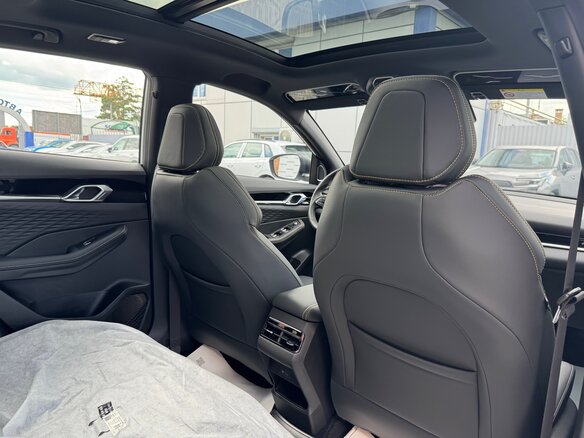 2025 Geely Coolray (Binyue L) I Рестайлинг 2, белый, 2550000 рублей - вид 18