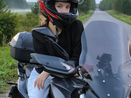 2023 Bajaj Dominar 400, чёрный, 440000 рублей, вид 4