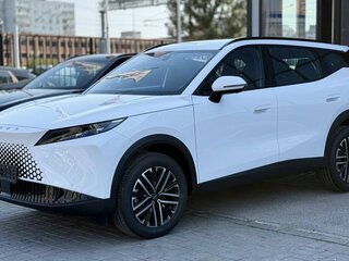 2026 Omoda C7, белый, 3099000 рублей, вид 2