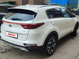 2019 Kia Sportage IV Рестайлинг, белый, 2650000 рублей, вид 4