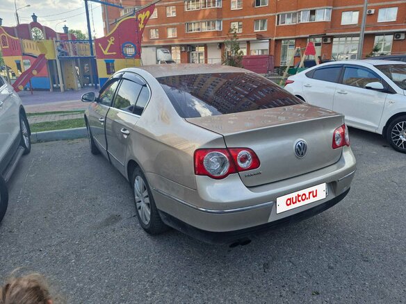2007 Volkswagen Passat B6, бежевый, 750000 рублей - вид 13