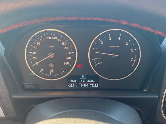 2012 BMW 1 серии 116i II (F20/F21), красный, 1340000 рублей - вид 12