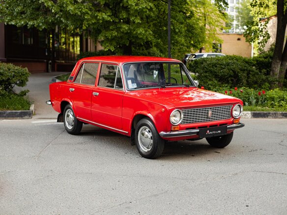 1985 Lada (ВАЗ) 2101 21013, красный