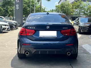 2022 BMW 1 серии 120i III (F52) Рестайлинг, синий, 1420100 рублей, вид 3
