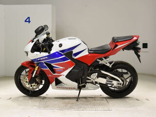 2015 Honda CBR 600RR, белый, 830000 рублей, вид 3