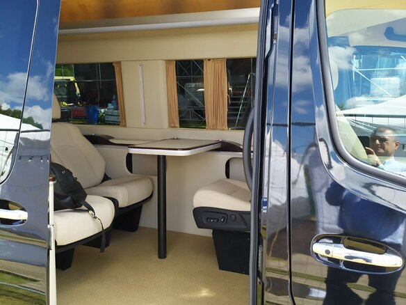 2018 Mercedes-Benz Sprinter, чёрный, 6028241 рублей - вид 11