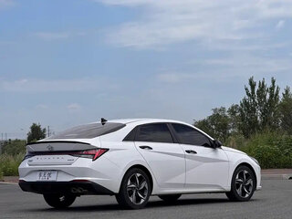 2022 Hyundai Elantra VII (CN7), белый, 1400000 рублей, вид 4