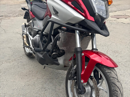 2016 Honda NC 750X, красный, 750000 рублей, вид 2