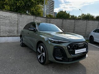 2026 Audi Q5 45 TFSI III (GU), зелёный, 7350000 рублей, вид 3