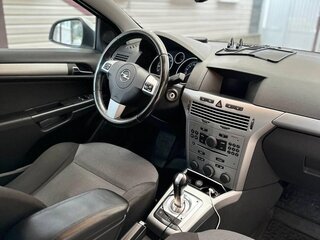 2011 Opel Astra GTC H Рестайлинг, белый, 715000 рублей, вид 5