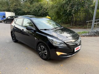 2016 Hyundai Solaris I Рестайлинг, чёрный, 815000 рублей, вид 4