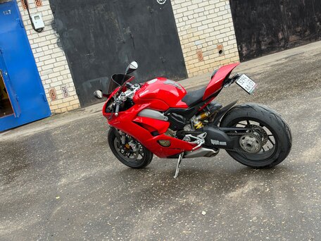 2018 Ducati Panigale V4, красный, 1600000 рублей, вид 5