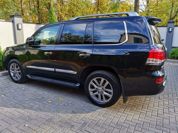 2013 Lexus LX 570 III Рестайлинг, чёрный - вид 5
