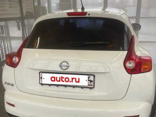 2014 Nissan Juke I Рестайлинг, белый, 1030000 рублей, вид 4