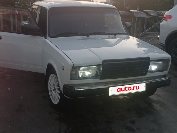 2010 Lada (ВАЗ) 2107, белый, 250000 рублей - вид 2