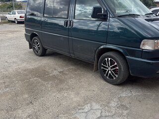 2002 Volkswagen Multivan T4, серебристый, 1900000 рублей, вид 3