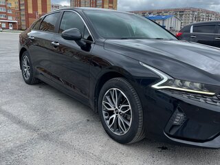 2021 Kia K5 III, чёрный, 2530000 рублей, вид 2