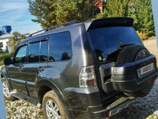 2012 Mitsubishi Pajero IV Рестайлинг 1, серый, 2500000 рублей, вид 5