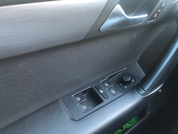 2011 Volkswagen Passat B7, бежевый, 1330000 рублей - вид 7